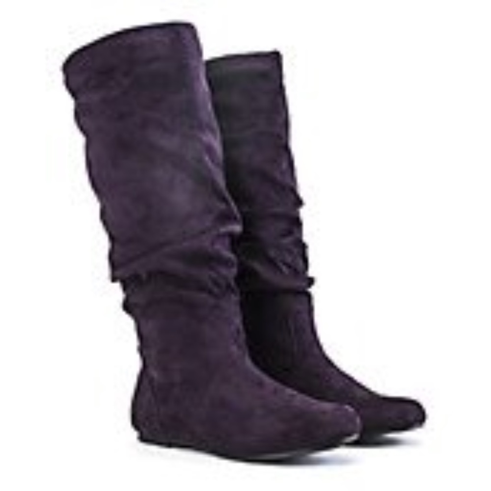 Women's flat purple suede boots with hidden pocket